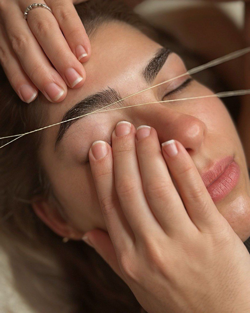 Eyebrow threading service